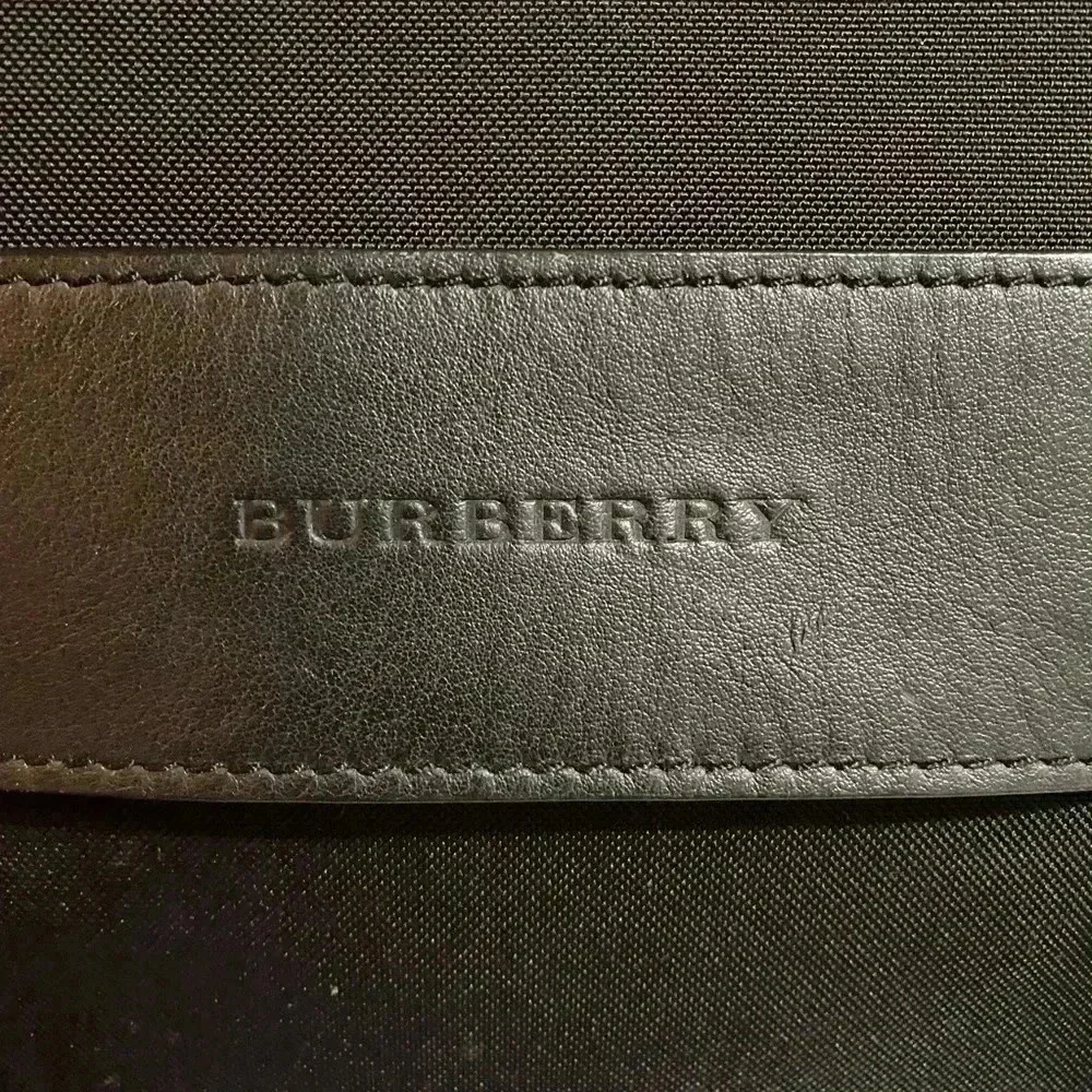 Burberry Unsex nylon leather trimmed messenger bag
